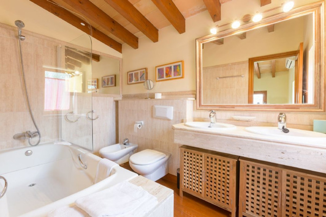 Finca Cirer (f610) in Crestatx Foto 16